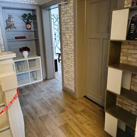 Le White Garden Apartment *