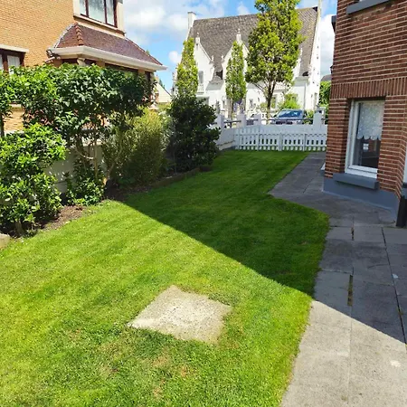 Le White Garden La Panne